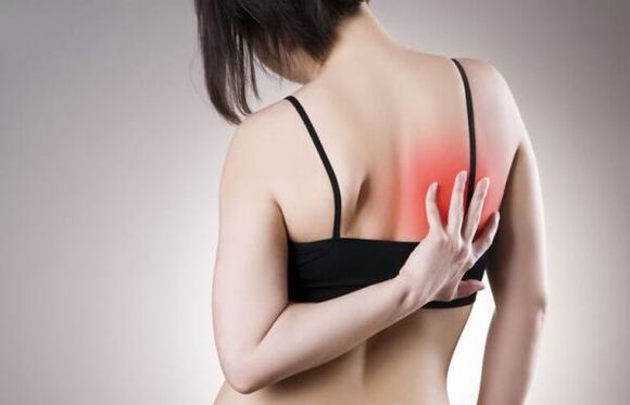 back pain in shoulder blades
